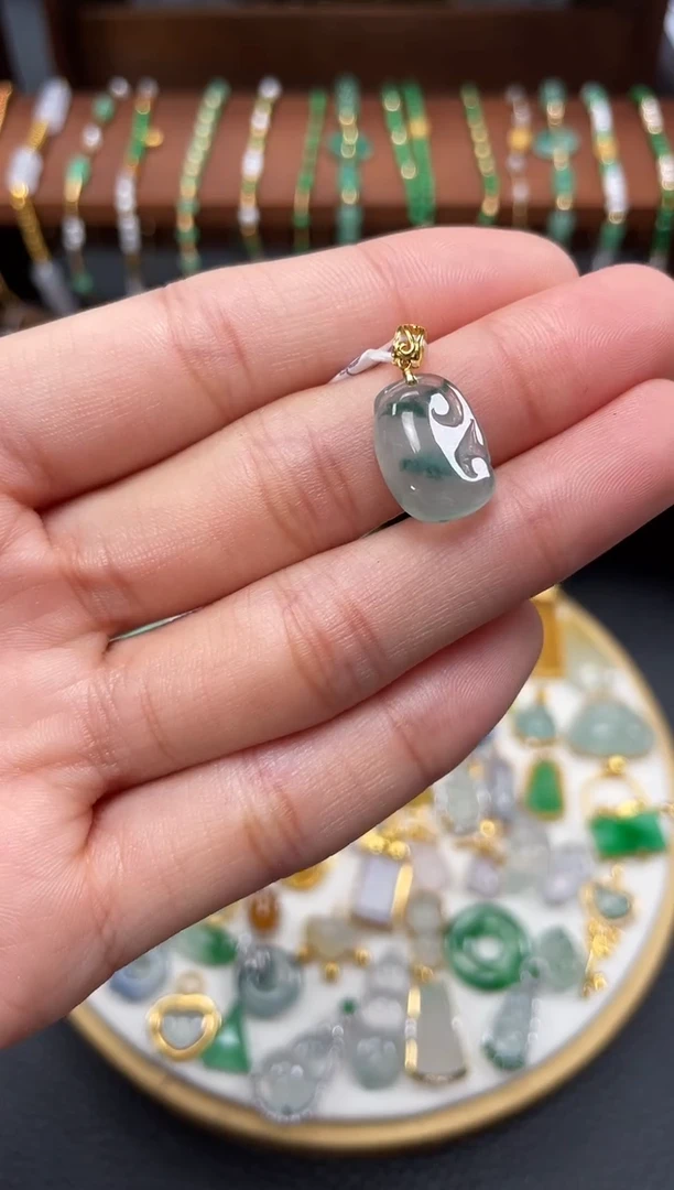 【闪购商品】翡翠吊坠(不含链)18K金镶嵌一个   JK359