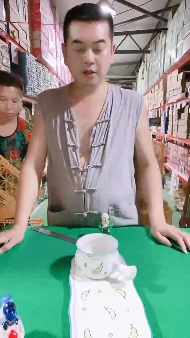 瓷片碗碟好物一件不留@@1