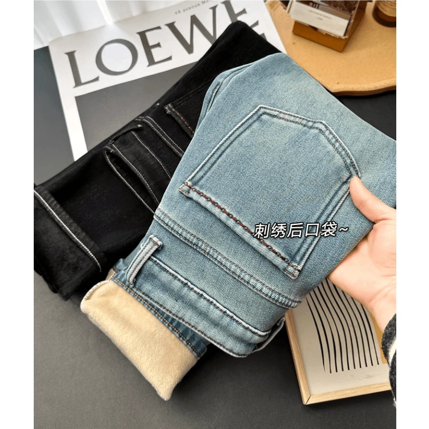 大码加绒高腰显瘦直筒牛仔裤女秋冬款梨形身材百搭弹力九分烟管裤