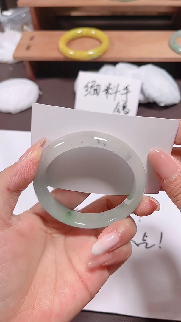 无非金属缅料手镯211