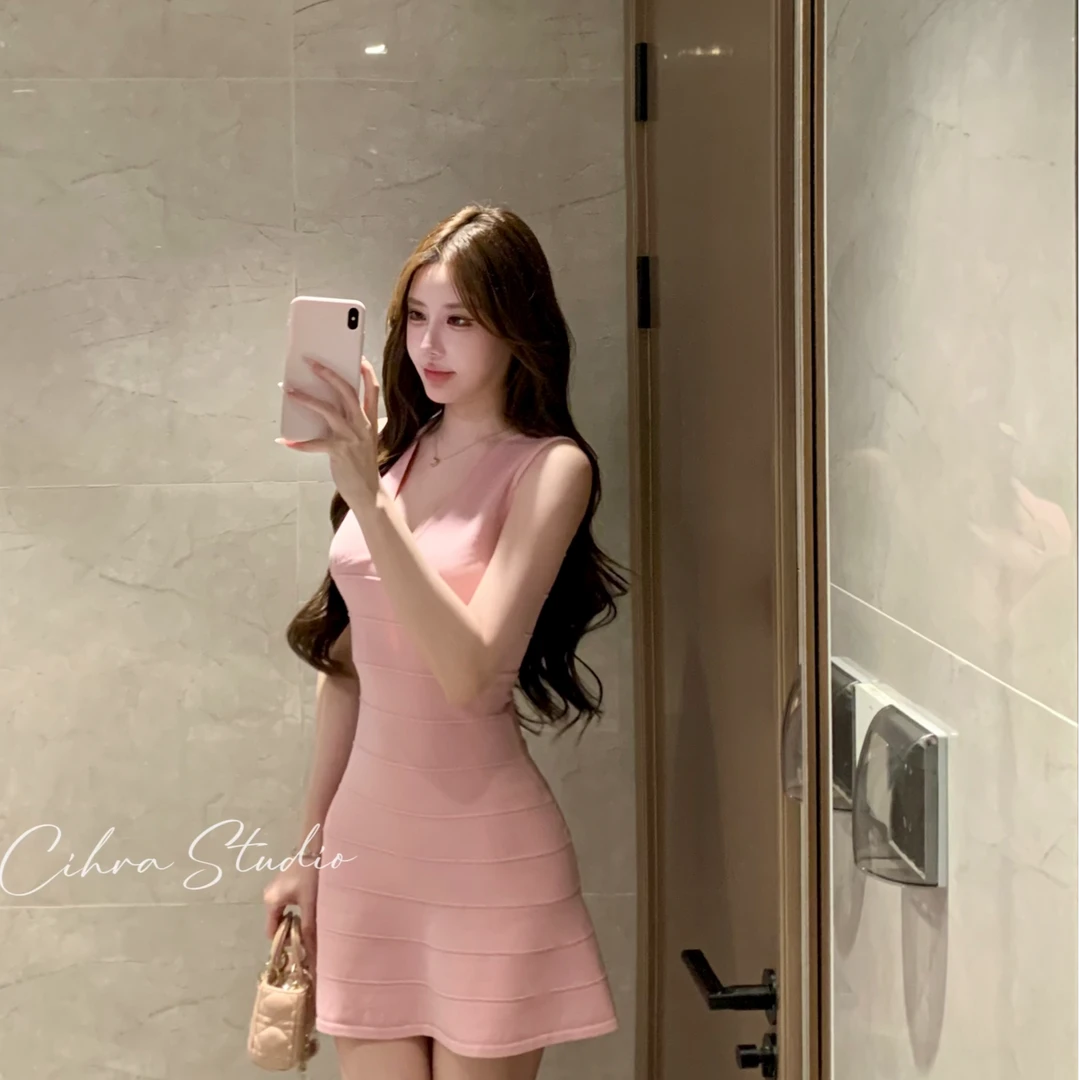 Cihra【星黛露千金】温柔感V领无袖捏褶针织连衣裙气质收腰A字短裙