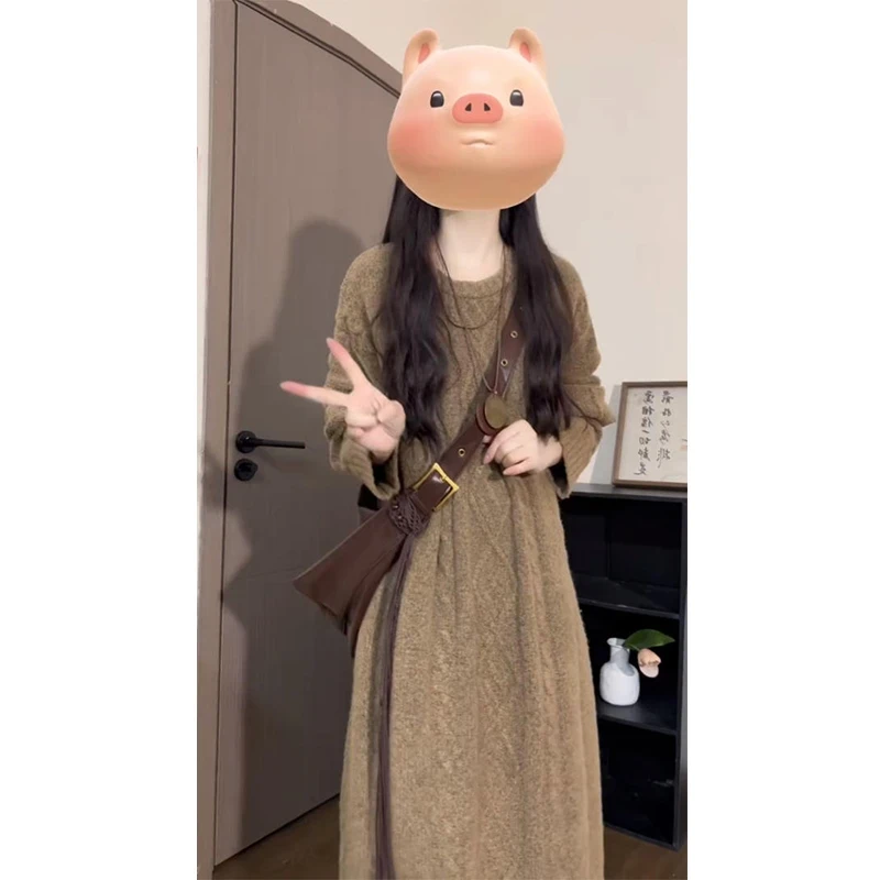 韩系慵懒风圆领长袖针织连衣裙女秋冬新款气质高级感宽松显瘦长裙