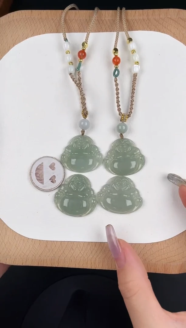 颈饰未镶嵌翡翠LC028翡翠冰绿小佛+送同款绳子多样性发其一