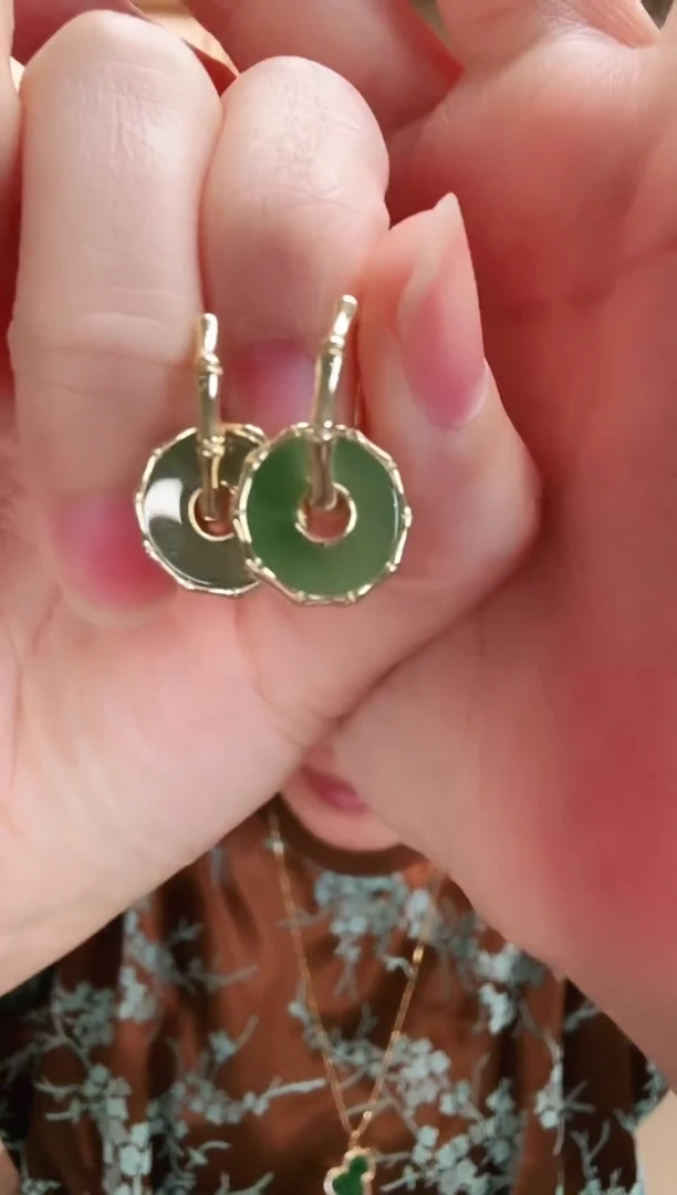 颈饰未镶嵌和田玉耳饰