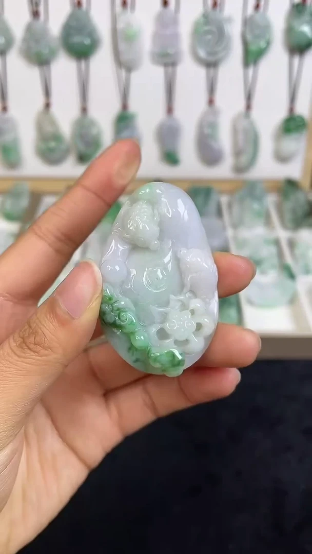 颈饰未镶嵌翡翠1