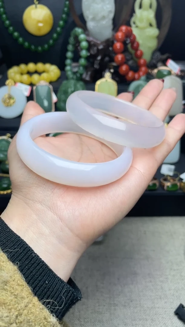 【闪购商品】玛瑙/玉髓手镯未镶嵌手镯60多样性发其一