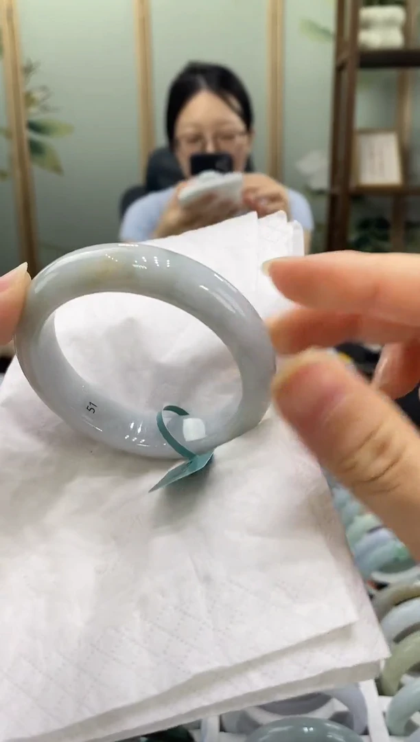 翡翠手镯未镶嵌00001184
