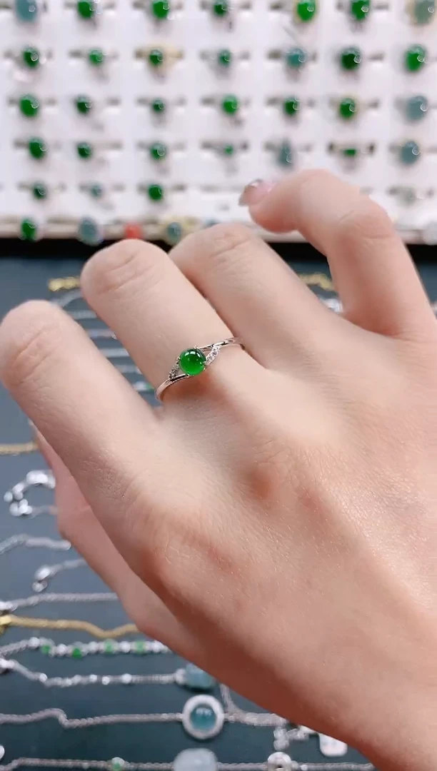 【闪购商品】翡翠戒指银S925镶嵌天然翡翠