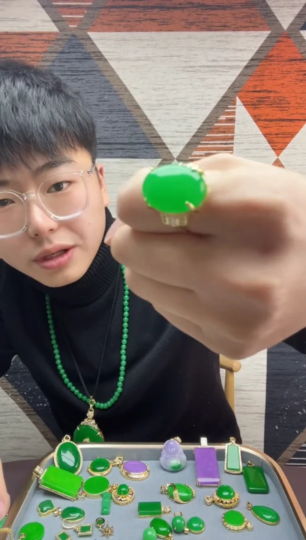【闪购商品】翡翠戒指14K金镶嵌011翡翠大号鸽子蛋戒指
