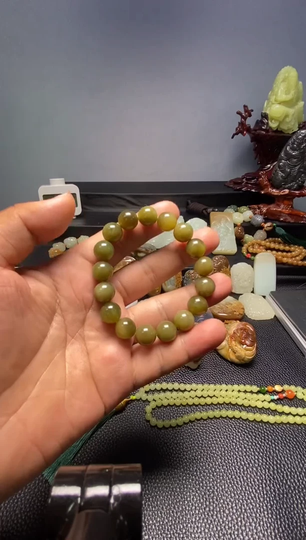 和田玉未镶嵌颈饰22