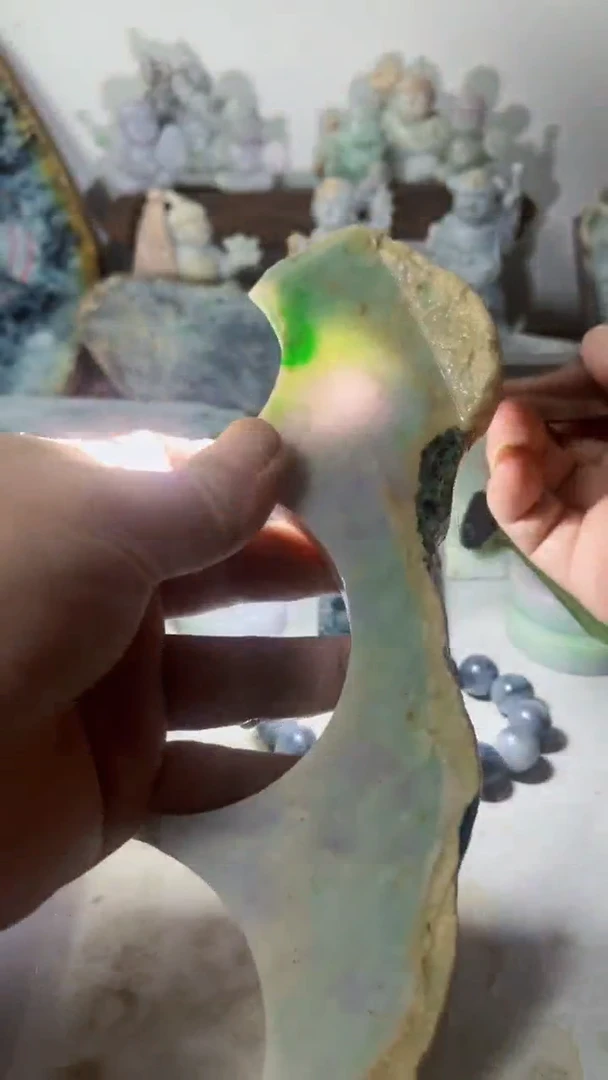 【闪购商品】翡翠吊坠(不含链)未镶嵌A99