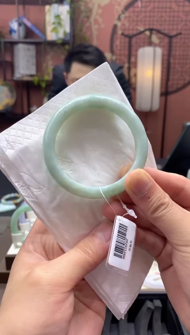 未镶嵌手镯翡翠3070******