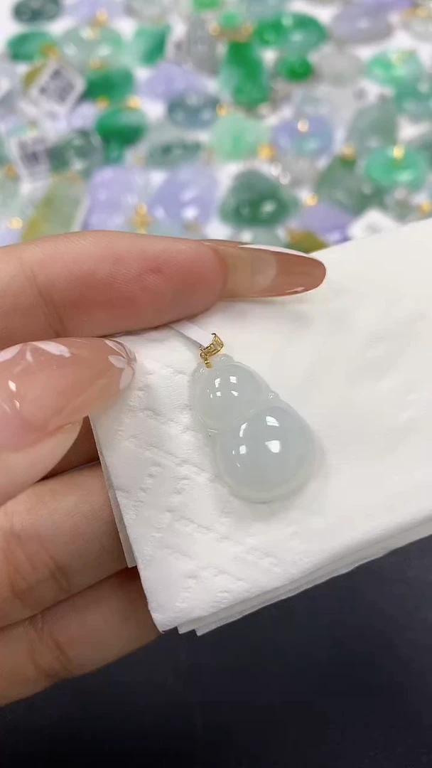 颈饰18K金镶嵌翡翠a货假一赔三支持复检百元上9元证书费自理