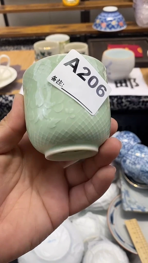 瓷片颐心堂瓷器祝大家生活愉快~