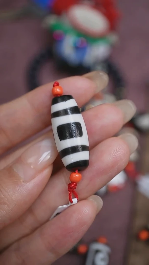 未镶嵌颈饰玛瑙/玉髓亮****烤蚀花玛瑙珠定制编绳