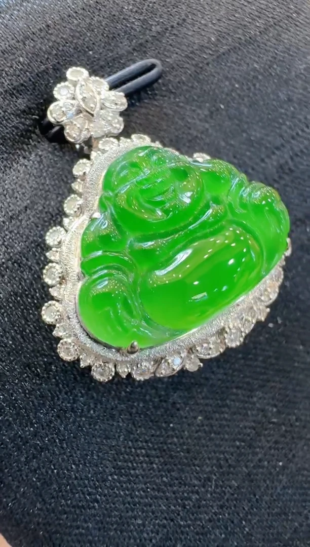 翡翠18K金镶嵌吊坠(不含链)多样性发货拍一发一