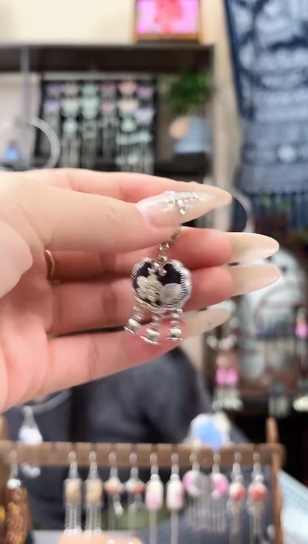 织绣民族风非遗老绣饰品326