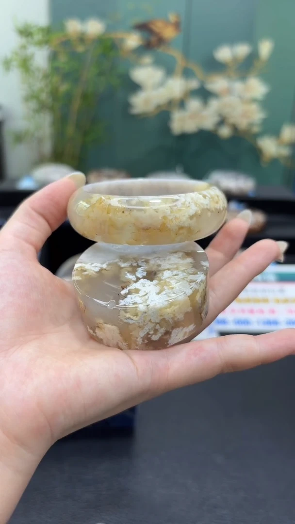 未镶嵌手镯石英质玉A30(58圈赠送镯心)