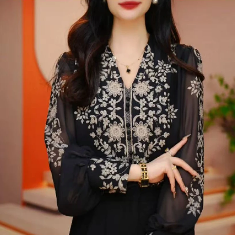 深圳原创洋气印花设计感时尚V领长袖衬衫百搭乔其纱气质大码女装