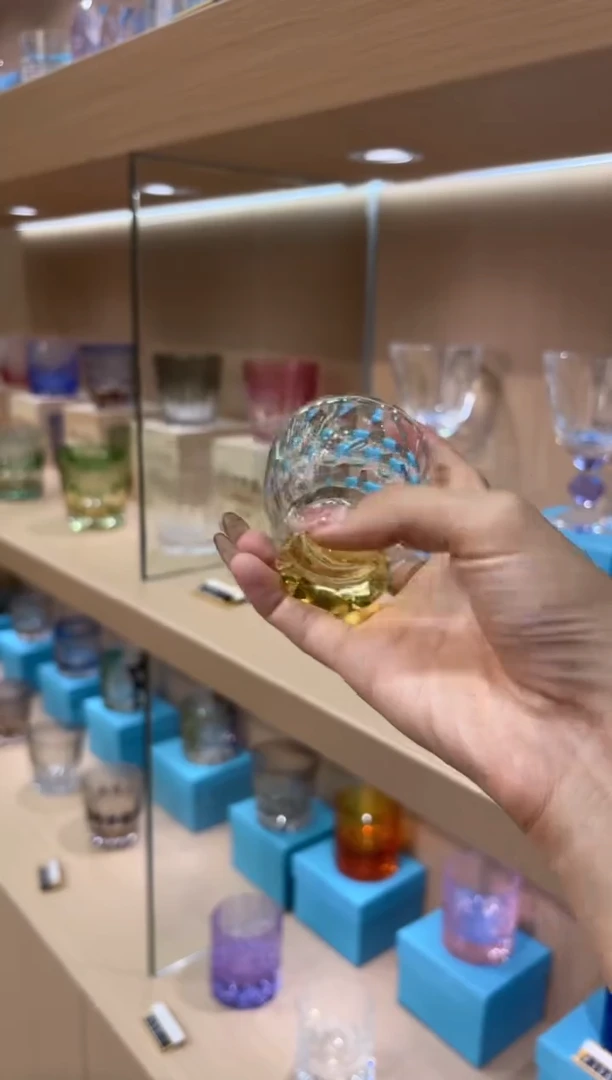 黄色闪烁茶杯 买一送一