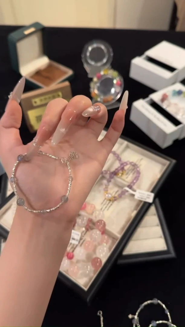 水晶手链银S925镶嵌灰月光x1822