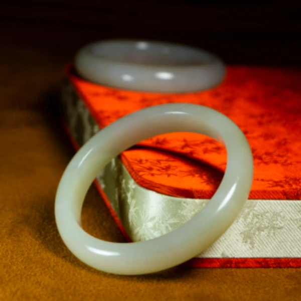 【大成专属】和田玉手镯（标签/内壁贴膜撕毁不退不换）/多样性发其一