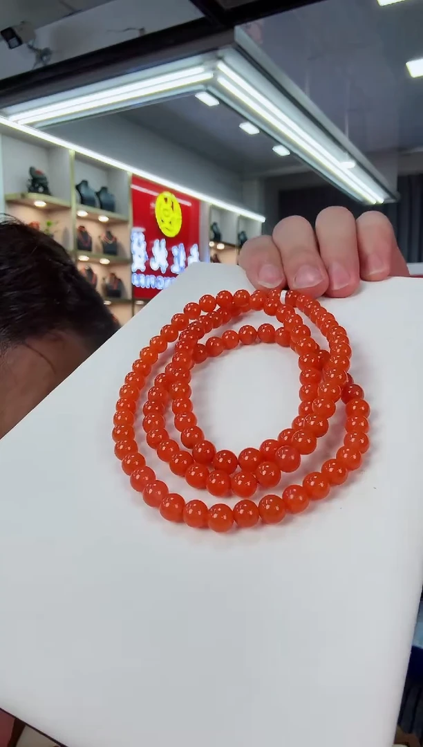 未镶嵌滴水洞多圈7*南红玛瑙一个/条