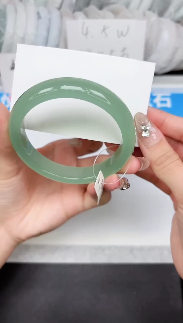 石英质玉手镯未镶嵌259-63.0