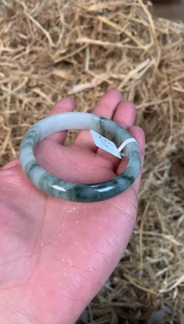 未镶嵌手镯石英质玉A-725