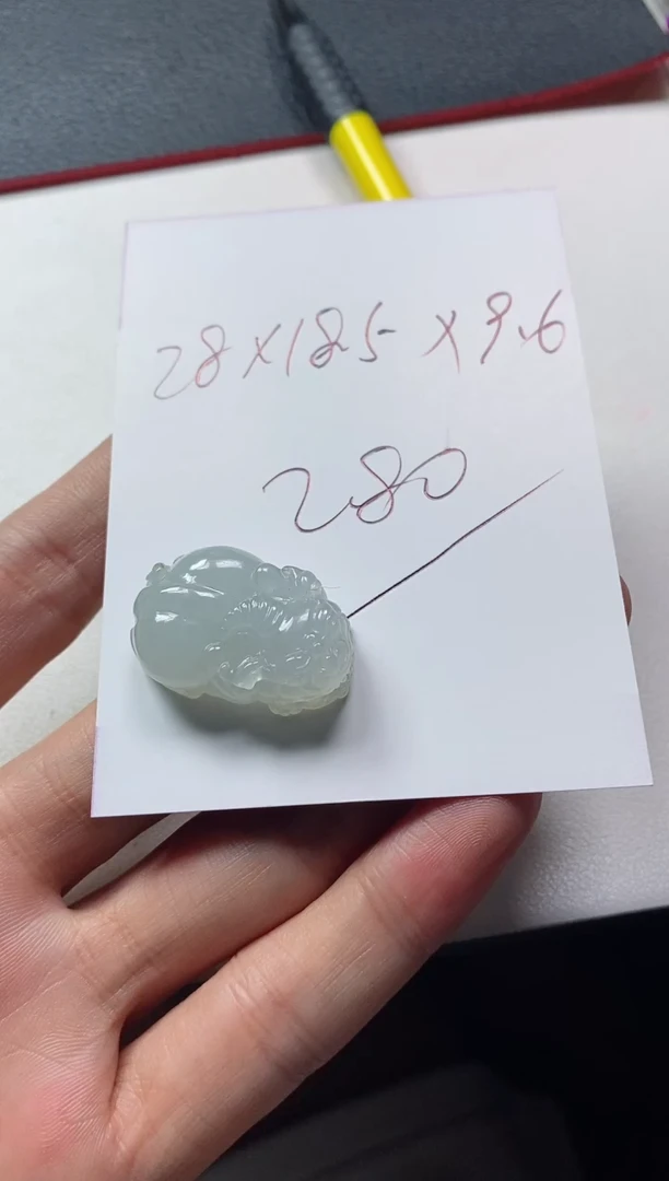 未镶嵌定制翡翠貔貅