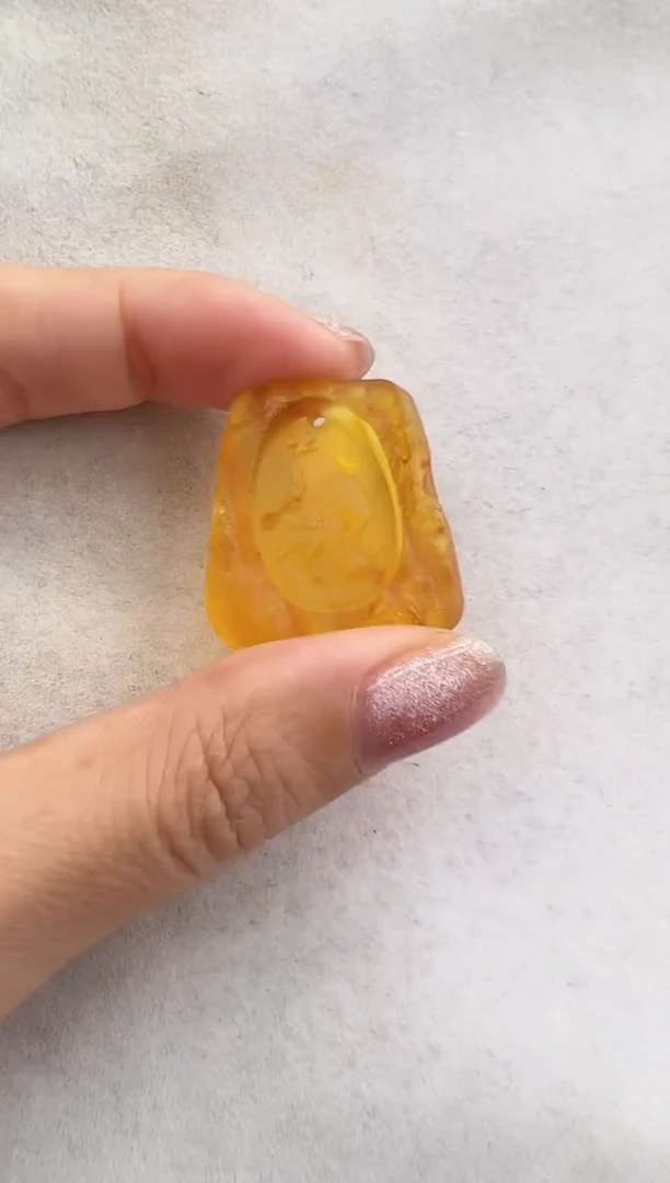 【闪购商品】琥珀裸石未镶嵌10121083-手机坠