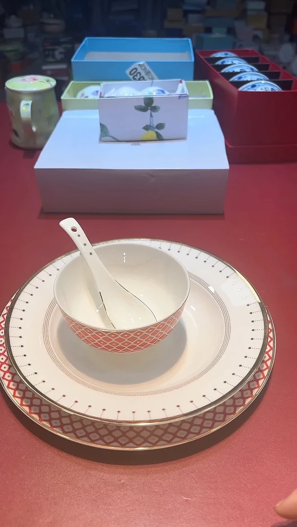 【闪购商品】瓷片锅碗瓢盆一件不剩