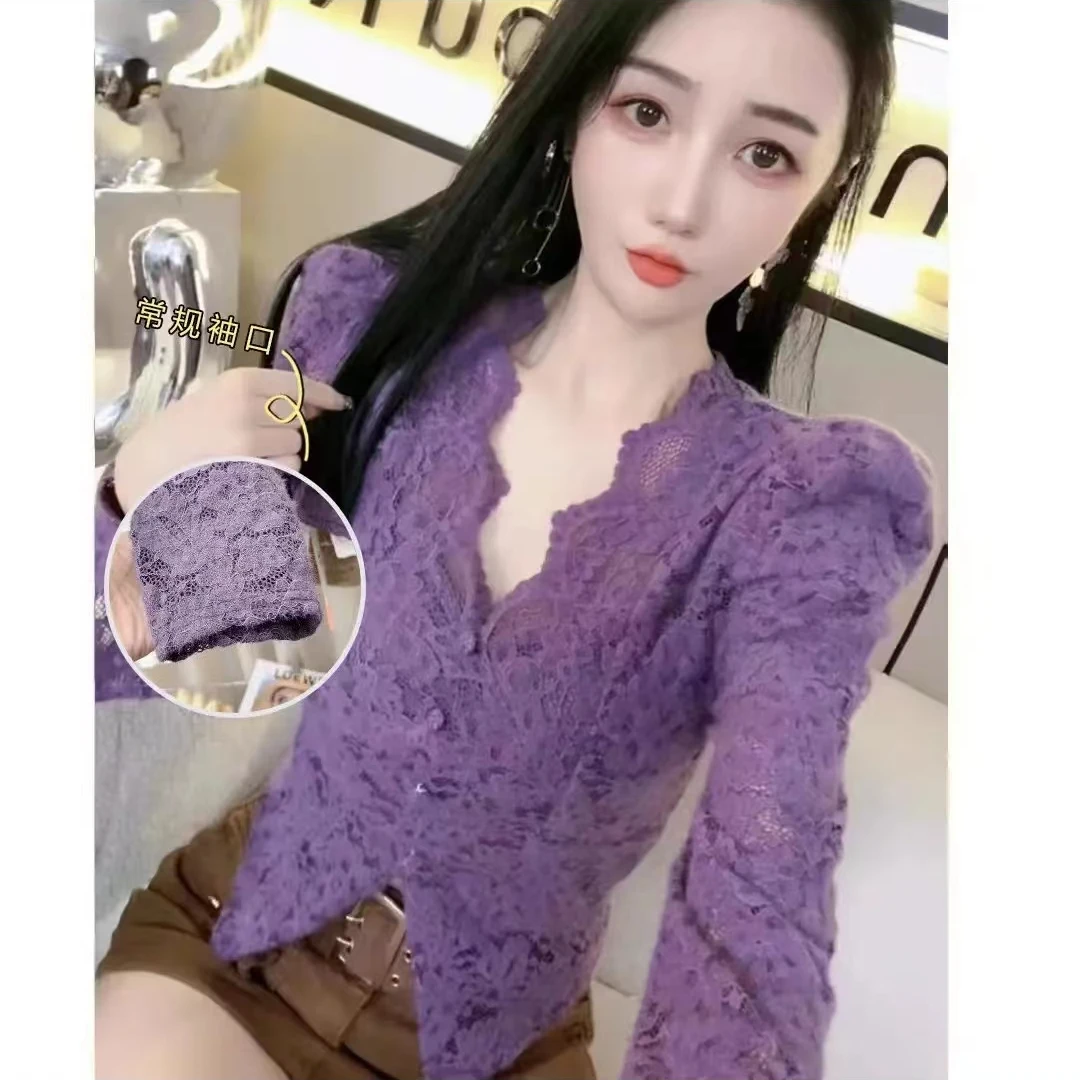 【90-190斤】加绒加厚法式秋冬V领修身显瘦长袖蕾丝打底衫上衣1053