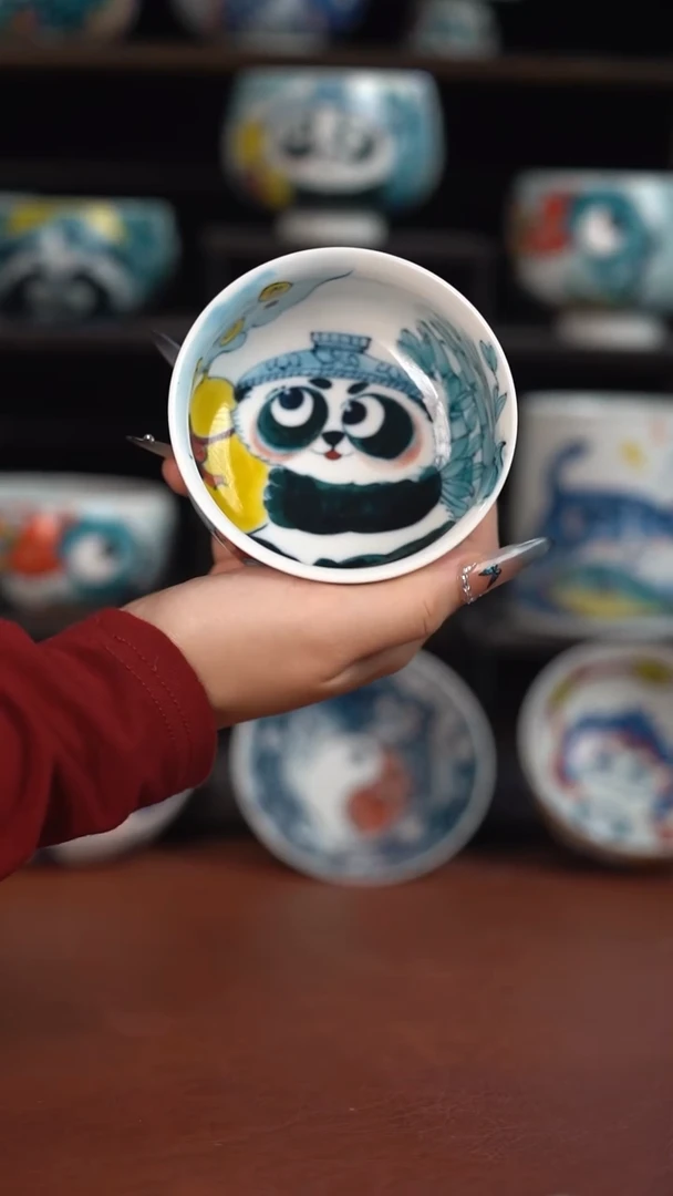 昨明熊猫矮卢氏杯（微瑕福利）