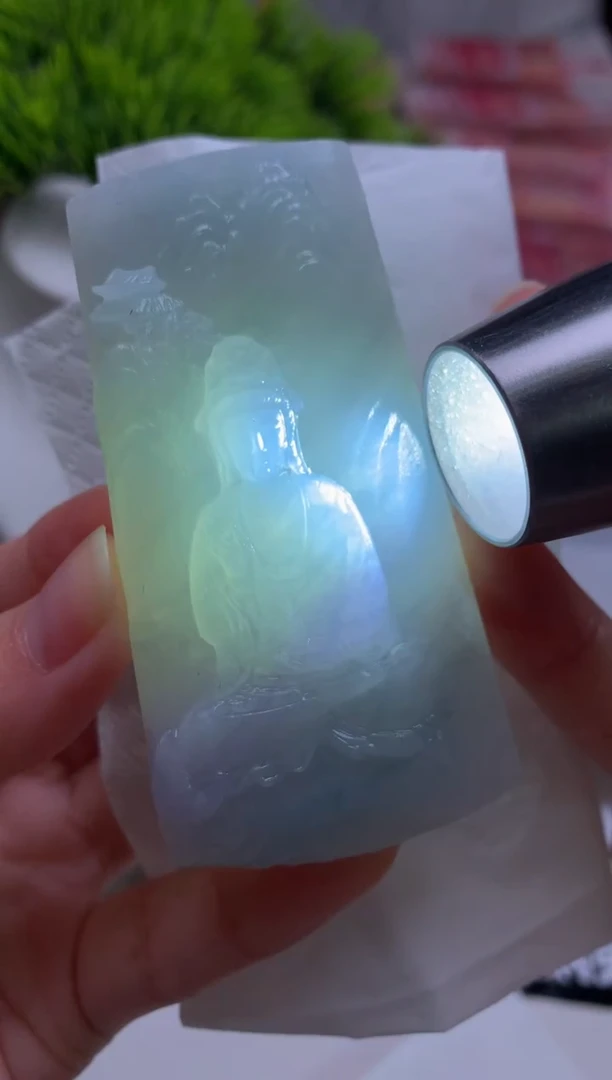 未镶嵌定制翡翠T****?---121145