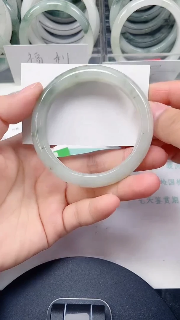 未镶嵌手镯石英质玉55-55/56