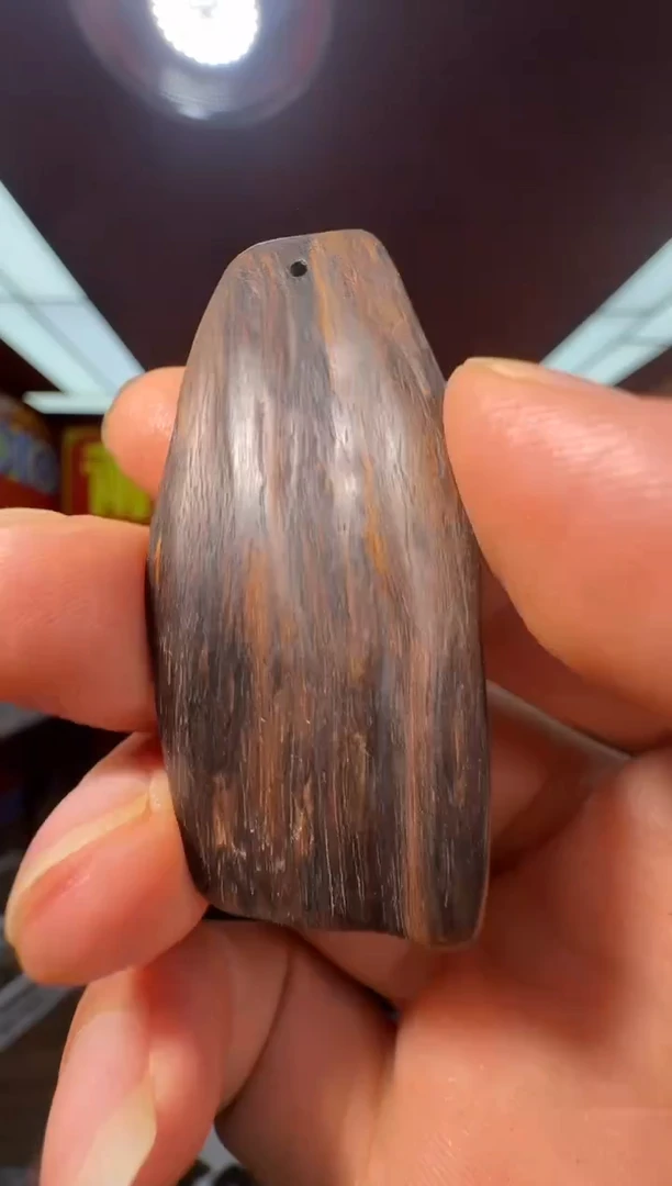 沉香吊坠d41菩萨棋多样性发一