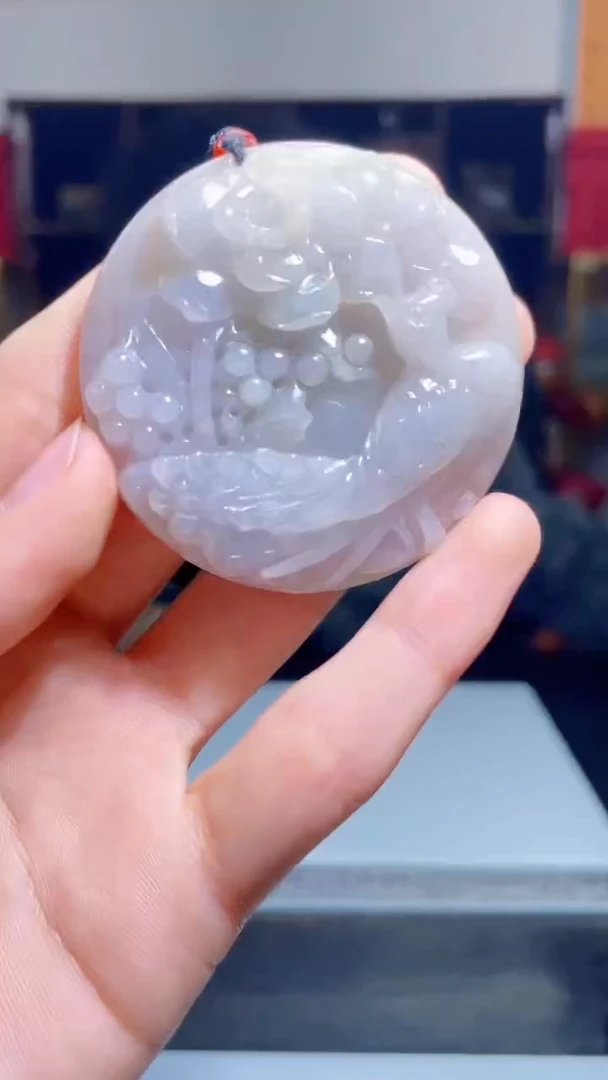 【闪购商品】翡翠吊坠(不含链)未镶嵌D42
