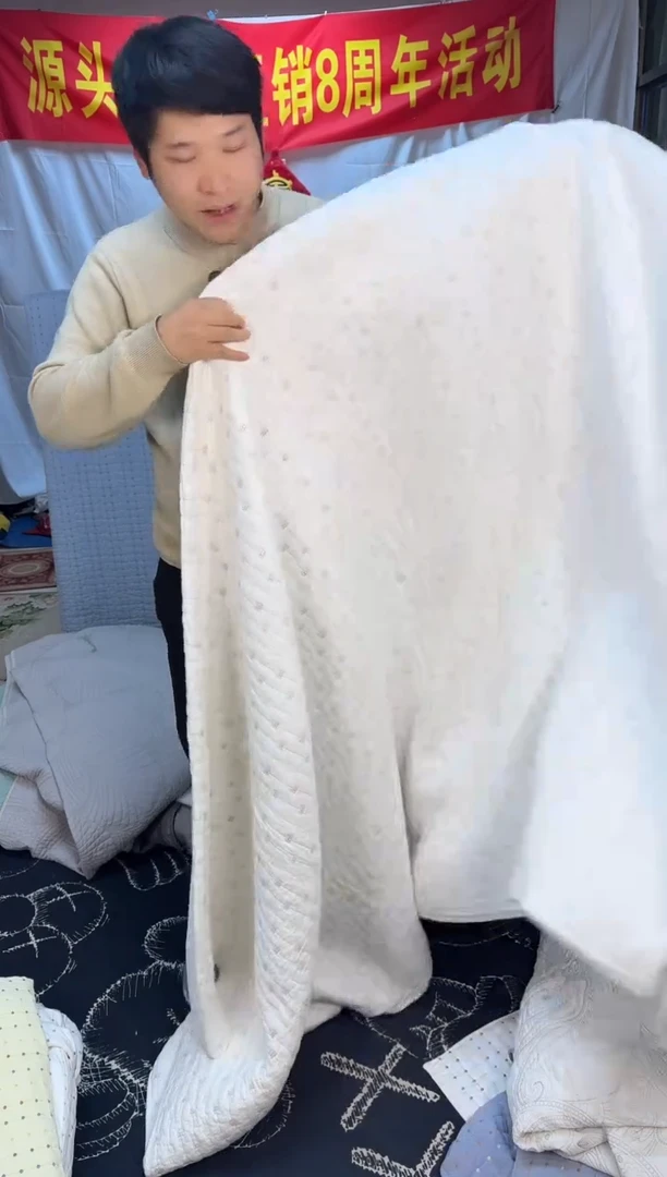 棉蝴蝶秀白230*250单床盖纯棉