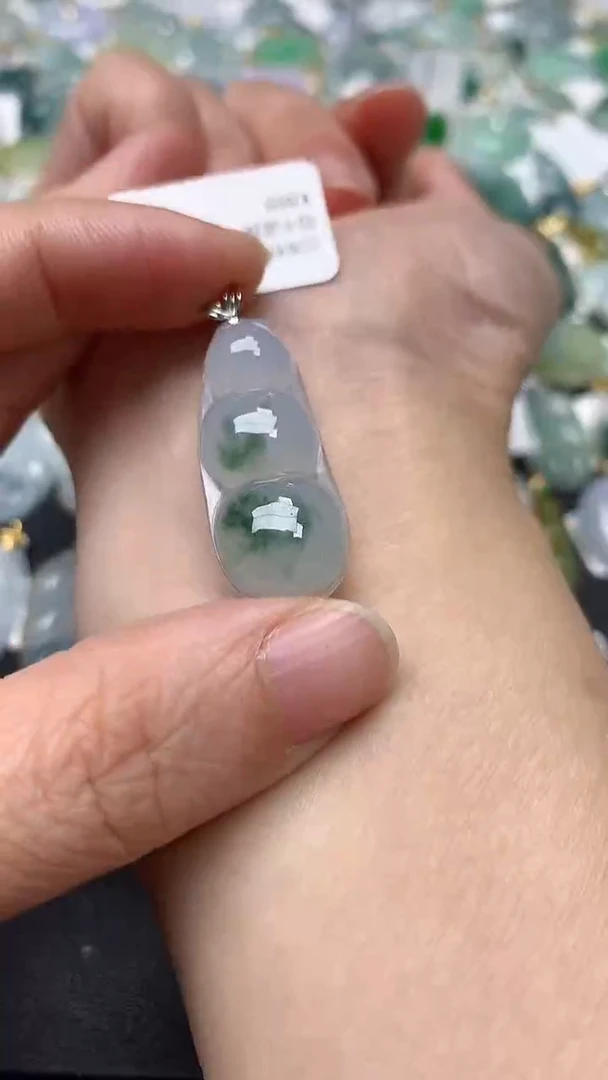 颈饰18K金镶嵌翡翠天然缅甸A货翡翠