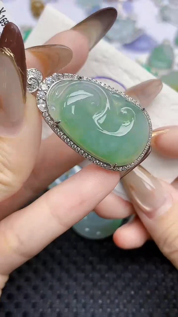 颈饰银S925镶嵌翡翠51   天然翡翠A货  百元以上9米证书费自理