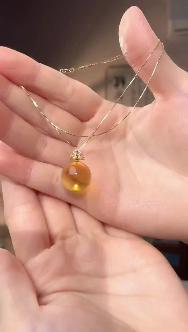 裸石琥珀未镶嵌15+蓝珀