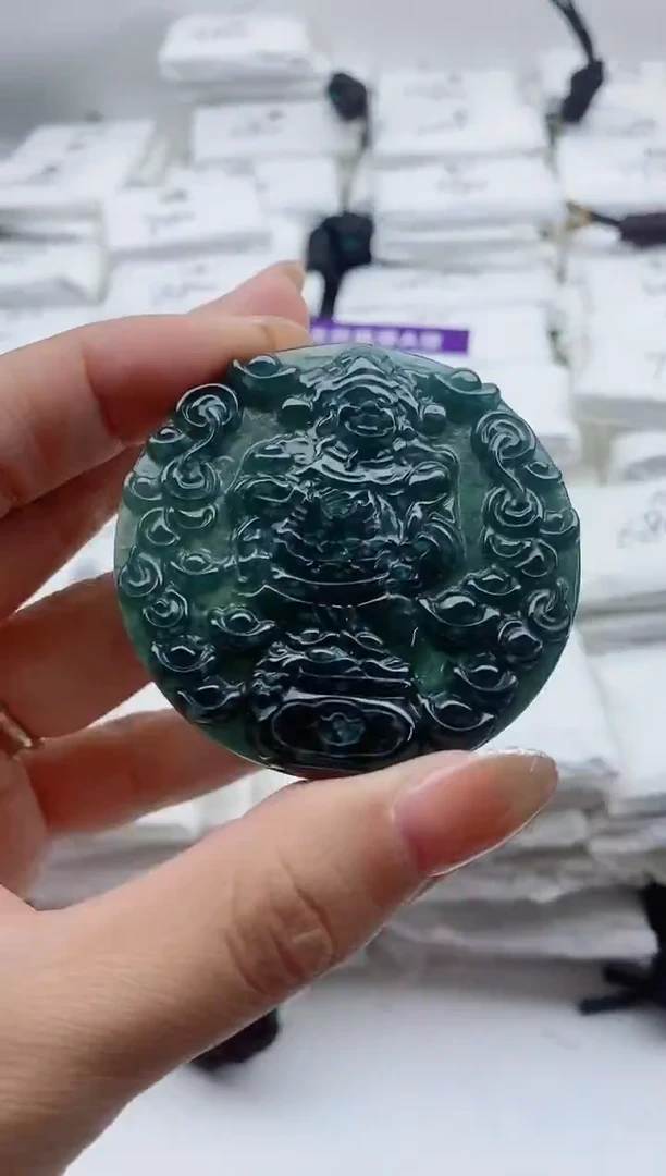 颈饰未镶嵌翡翠8