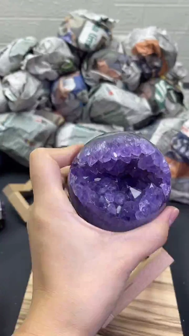 未镶嵌大型摆件（非配饰）紫晶204号开口笑