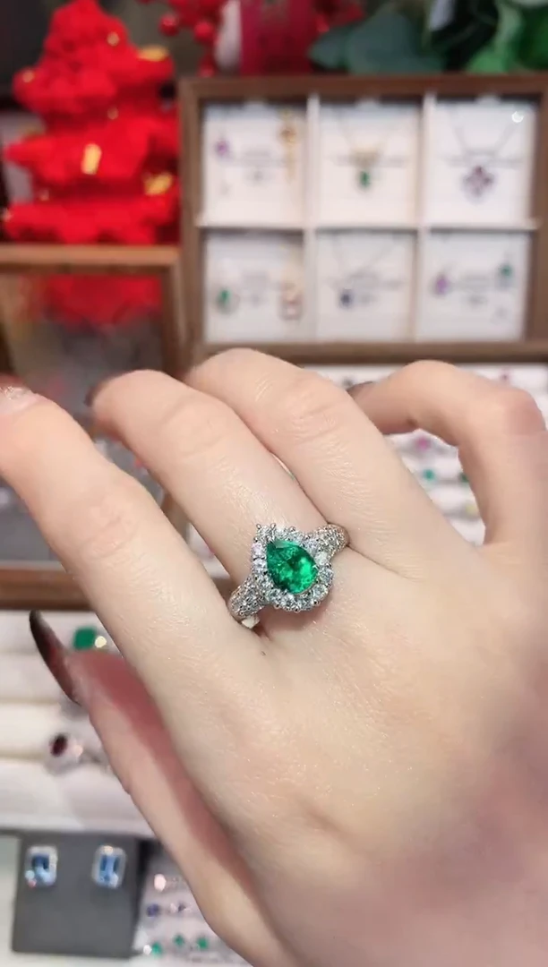 铂Pt900镶嵌戒指祖母绿1.175ct/天然宝石/七天无理由