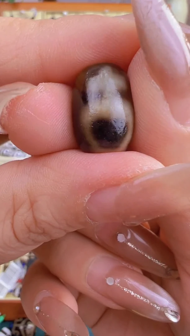 【闪购商品】玛瑙/玉髓吊坠(不含链)未镶嵌23.(微瑕随机发货)