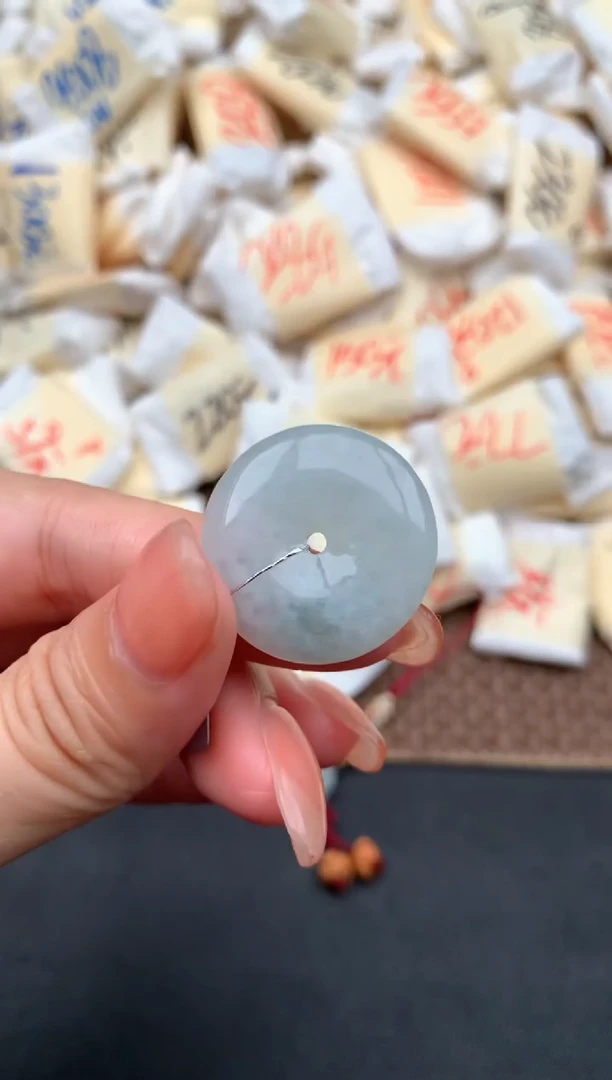 未镶嵌挂件翡翠—福利