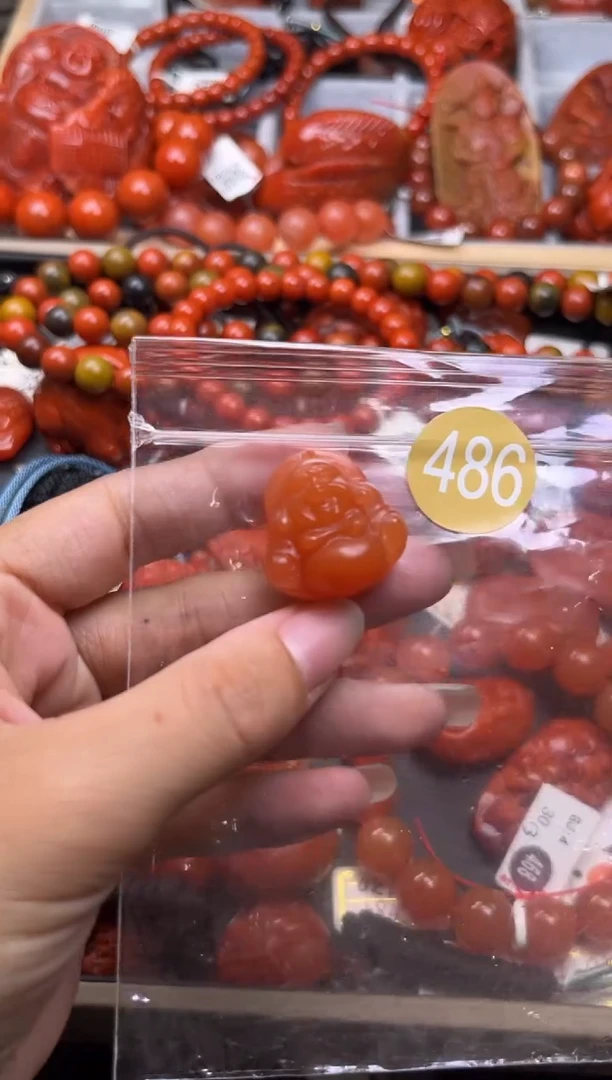 南红玛瑙未镶嵌珠宝奇石486