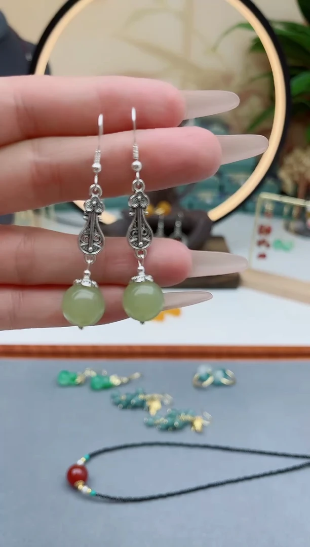 东陵石银S925镶嵌耳饰6233