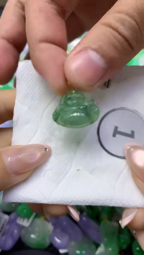 颈饰未镶嵌翡翠天然缅甸翡翠A货